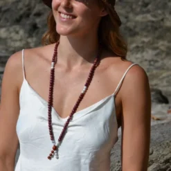 Collier mala amarante howlite vénusia
