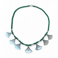 Collier shat shat touareg en argent et perles – bijou traditionnel