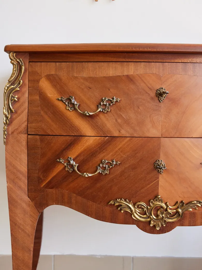 Commode de style louis xv n°686