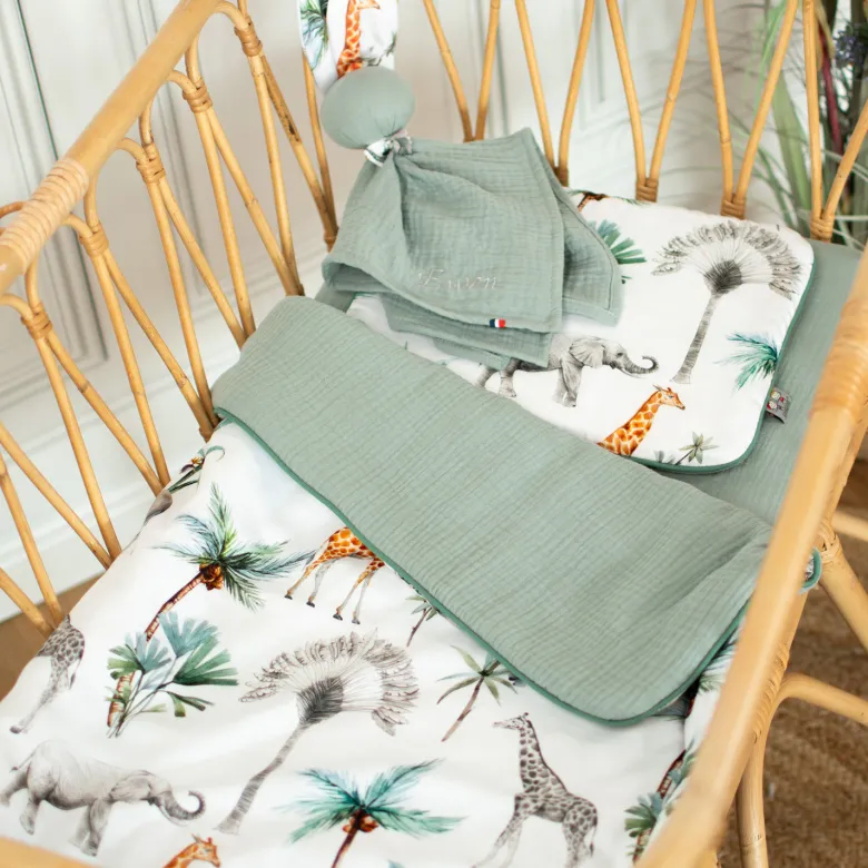 Couverture et coussin berceau safari