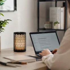 Diffuseur ultrason + télécommande verone