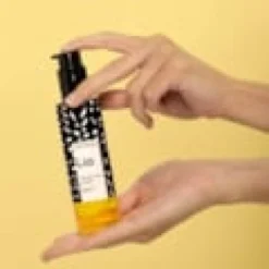 Démaquillant rechargeable 100% naturel. Huiles françaises transformation en lait