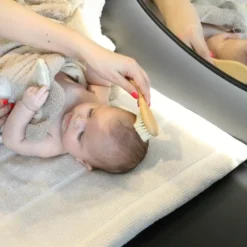Ensemble de Brosses et Peigne en Bois Naturel pour Bébé - Bo Jungle : Douceur et Soin Quotidien des Cheveux