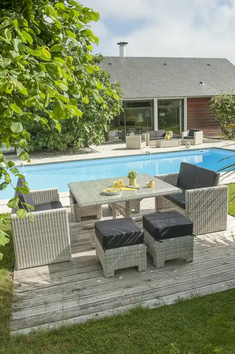 Ensemble repas de jardin encastrable 8 places en résine tressée - crème