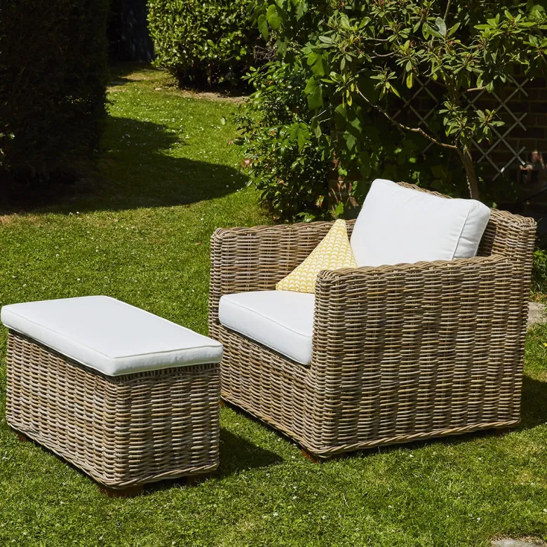 Fauteuil de jardin kubu naturel et pouf