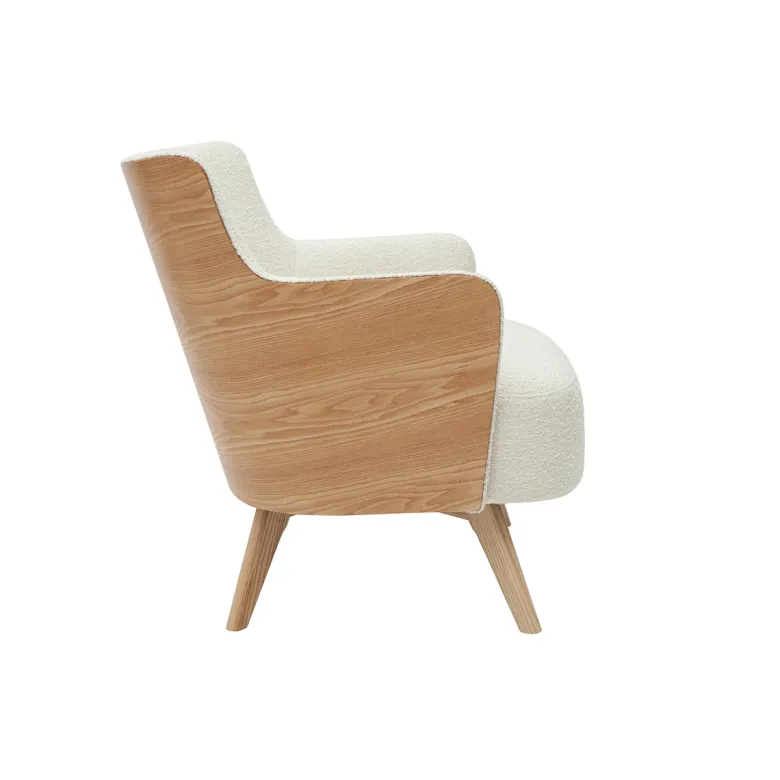 Fauteuil en tissu effet laine bouclée blanc cassé et bois clair valmy