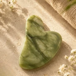 Gua sha visage et corps en jade vert