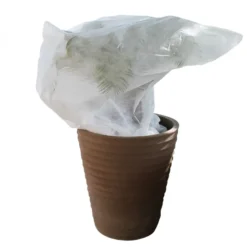 2 housses de protection plantes