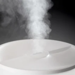 Humidificateur d'air et diffuseur d'huiles essentielles - lumière d'ambiance led
