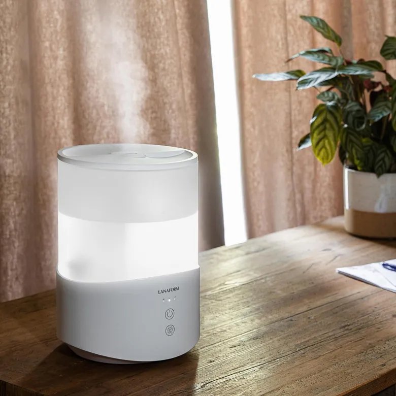 Humidificateur d'air et diffuseur d'huiles essentielles - lumière d'ambiance led