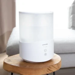 Humidificateur d'air et diffuseur d'huiles essentielles - lumière d'ambiance led