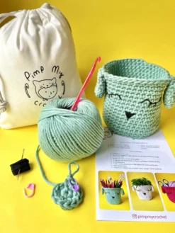 Kit de crochet : 2 kits le pot kawaï et la pochette renard