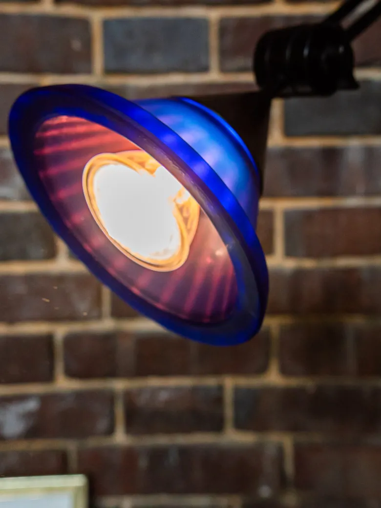 Lampadaire en métal et verre n°189