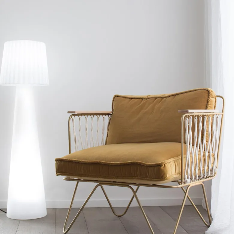 Lampadaire secteur lady e27 h110cm