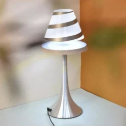 Lampe en lévitation althuria blanche