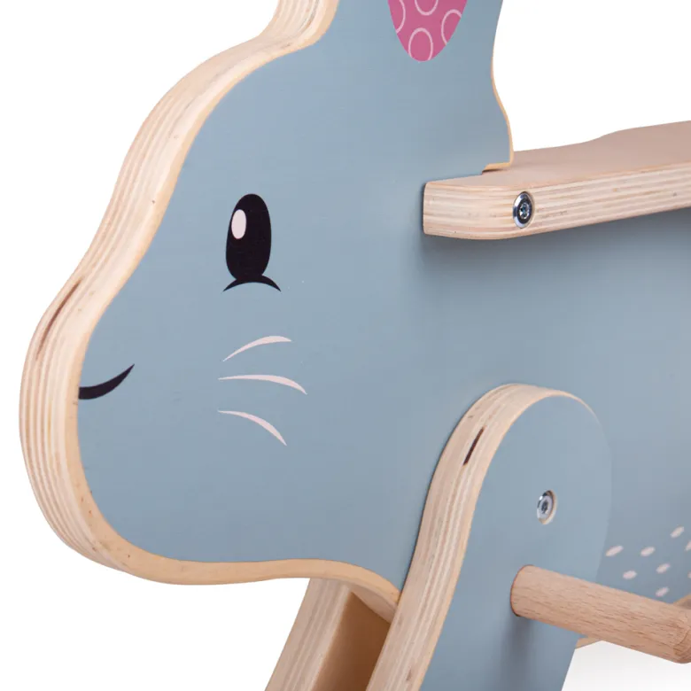 Lapin à bascule en bois