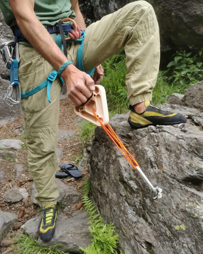 La prise d’escalade hybride deltago