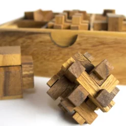 Le coffret en bois 9 casse-tête