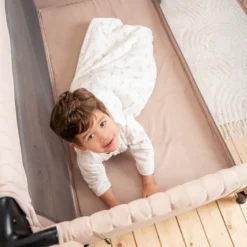 Lit parapluie beige