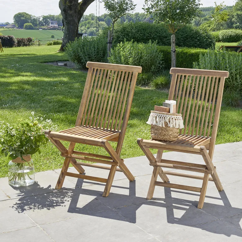Lot de 2 chaises de jardin en teck huilé
