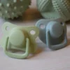 Lot 2 sucettes silicone anatomiques