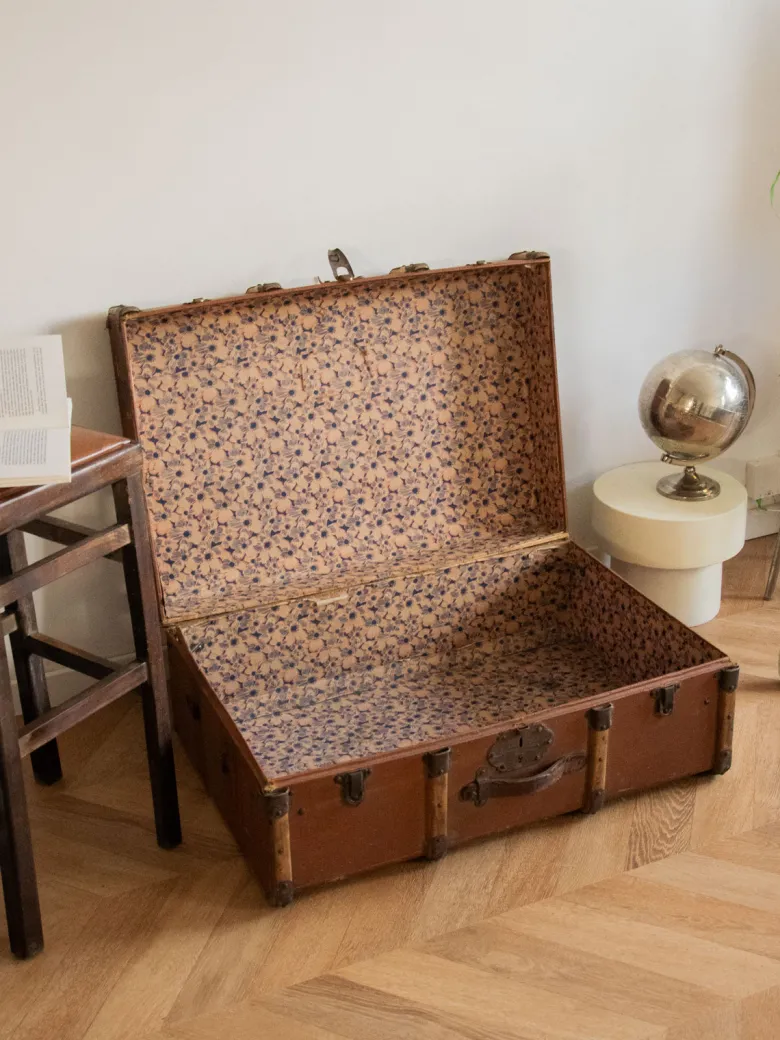 Lucienne, la grande malle en bois n°200