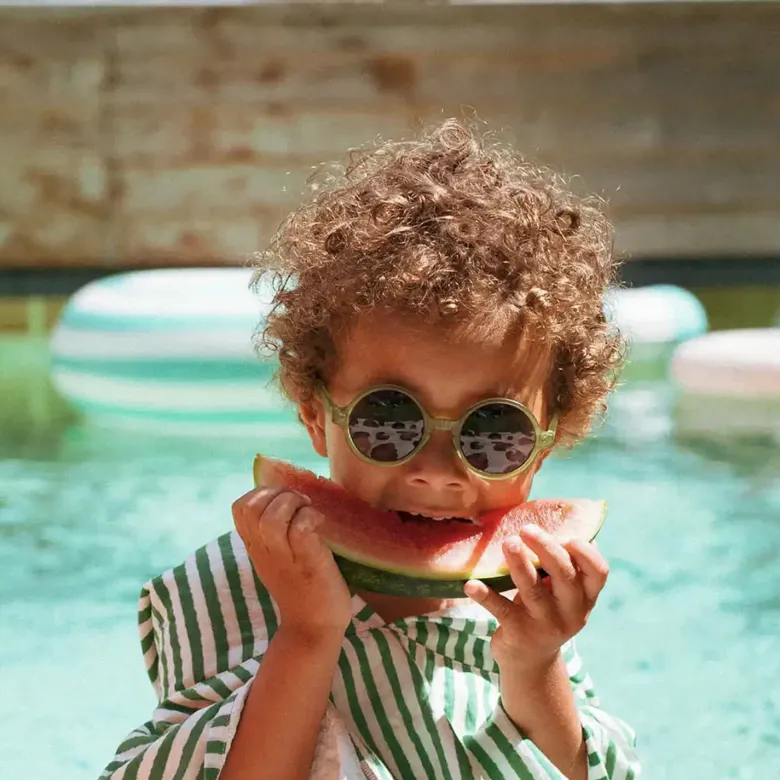 Lunettes de soleil ki et la vert olive