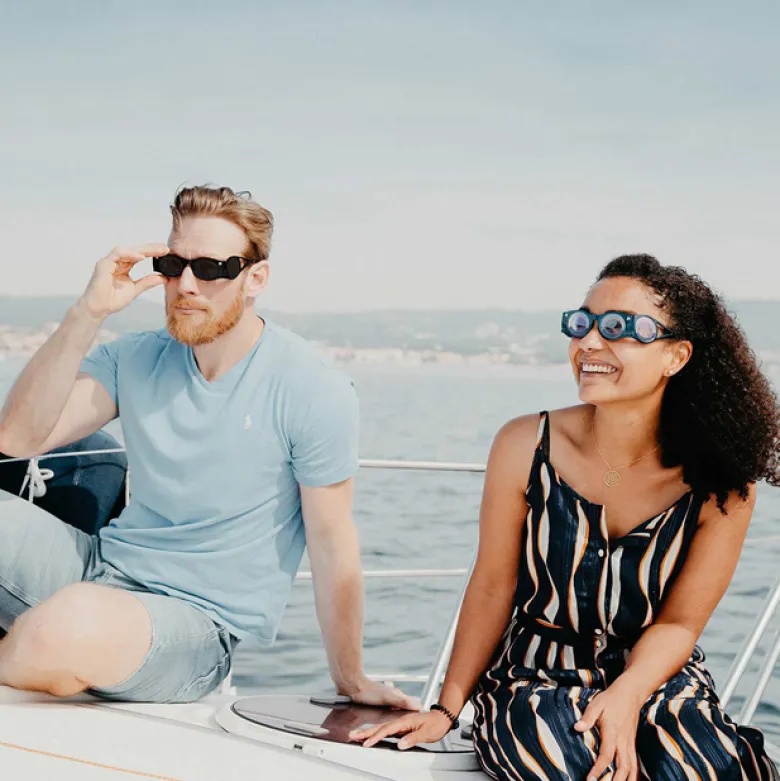 Lunette soleil anti-mal des transports