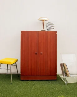 Magda, la petite armoire en teck n°144