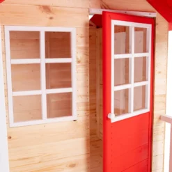 Maisonnette sur pilotis balcon et gliss