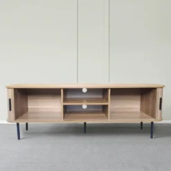Manado meuble tv en bois cannelé à portes coulissantes 140cm