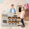 Marchande enfant fast food machine café