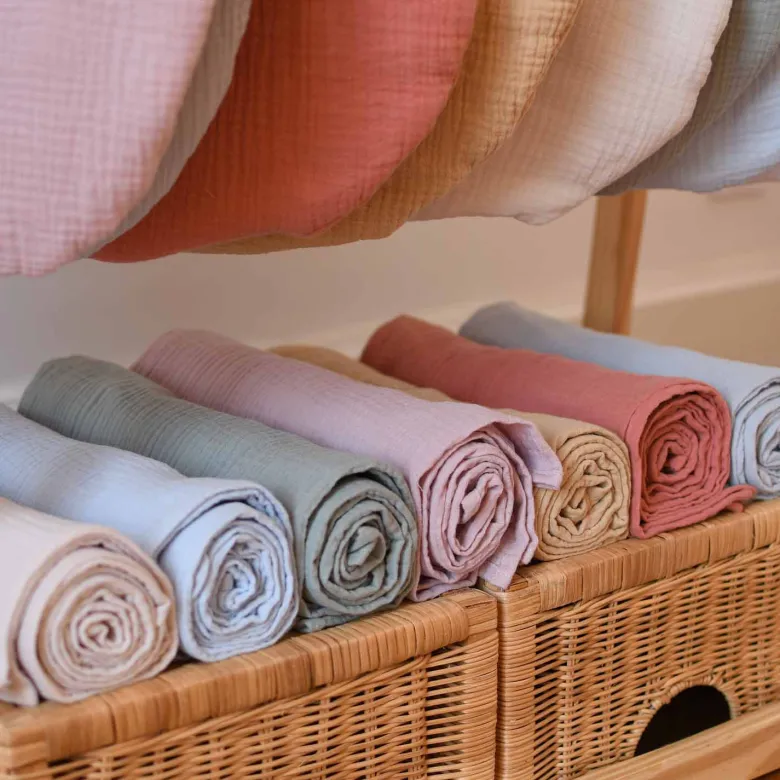 Maxi Lange en Gaze de Coton, Collection Jeanne : L'Essentiel Doux et Tendance pour Bébé