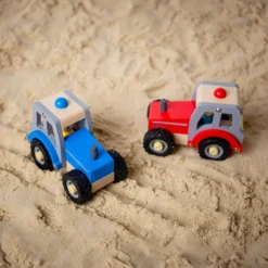 Mini jouet tracteur bleu en bois