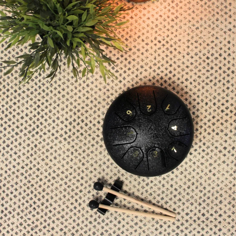 Mini tongue drum noir diamètre 15 cm