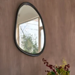 Miroir organique en mindi noir 90x60 cm