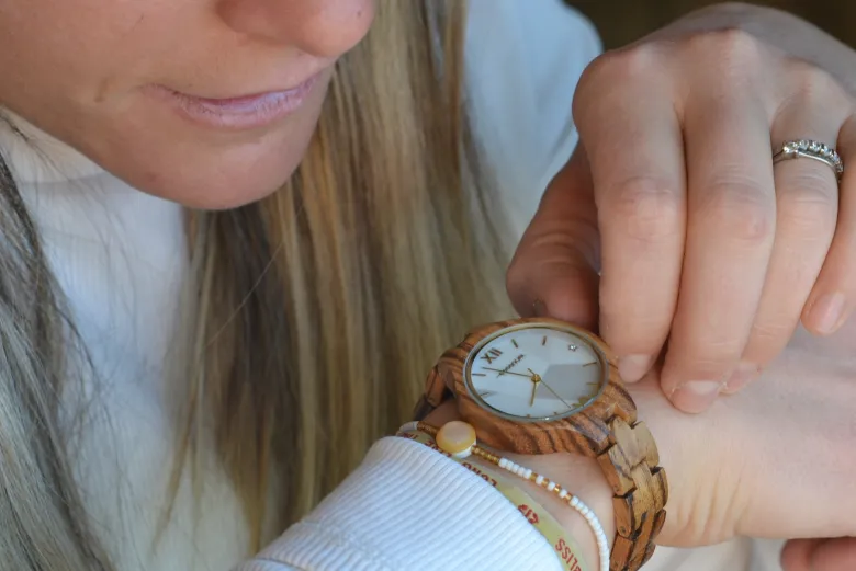 Montre bois zébrano venissia