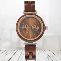 Montre femme en noyer maya