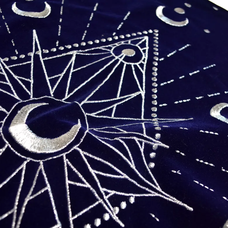 Nappe de divination bleue