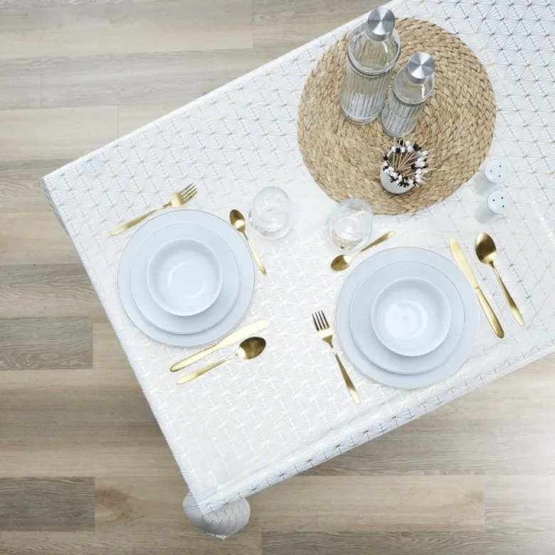 Nappe motif doré 140x250cm