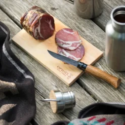 Opinel n°8 Black chêne