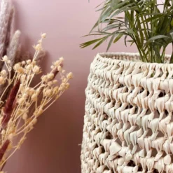 Panier cache-pot en palmier pour toutes vos plantes ou fleurs