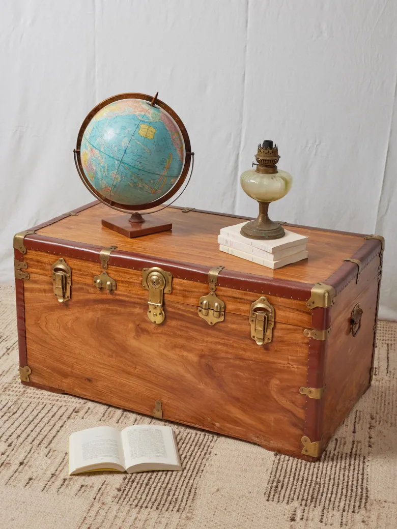Petite malle en bois claire et laiton n°250