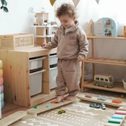 Piste d'équilibre sensorielle montessori