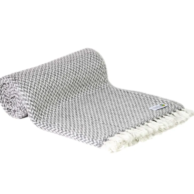 Plaid cachemire et laine gris souris
