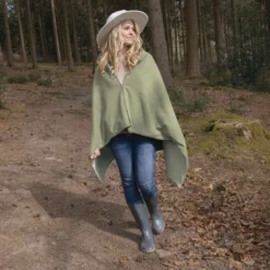 Poncho et plaid chauffant sans fil pour extérieur et intérieur, powerbank inclus