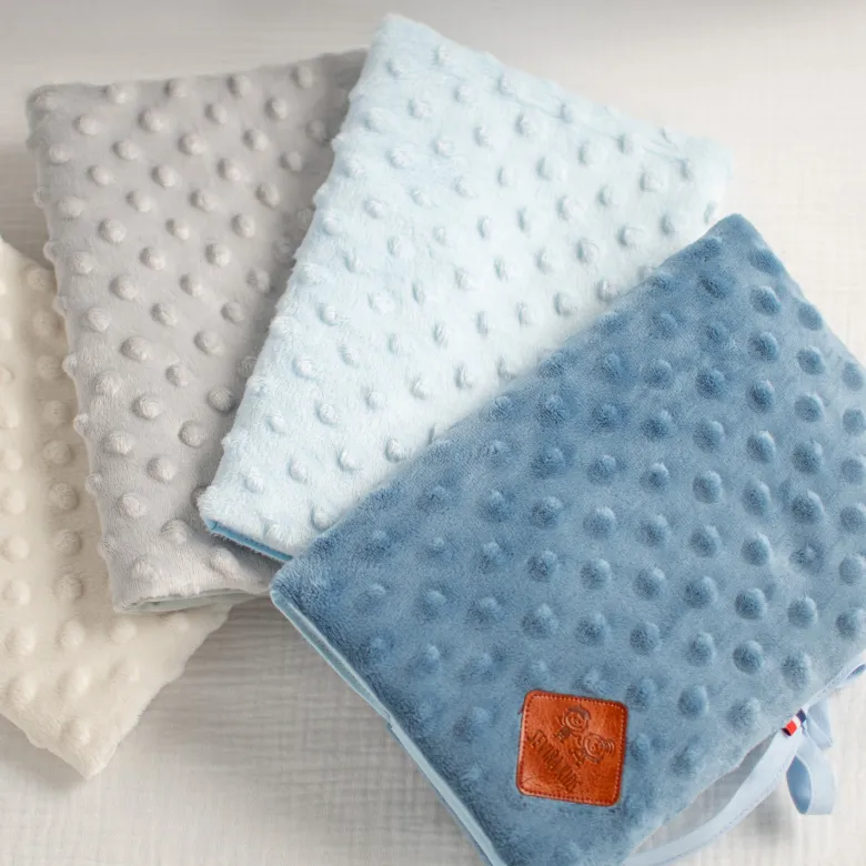 Protège-Carnet de Santé en Velours Minky : Confort et Élégance pour Votre Enfant