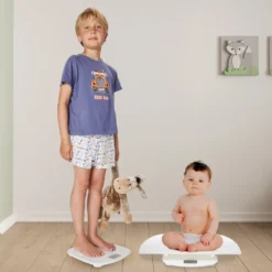 Pèse-bébé évolutif avec plateau amovible - suivi de croissance & usage familial