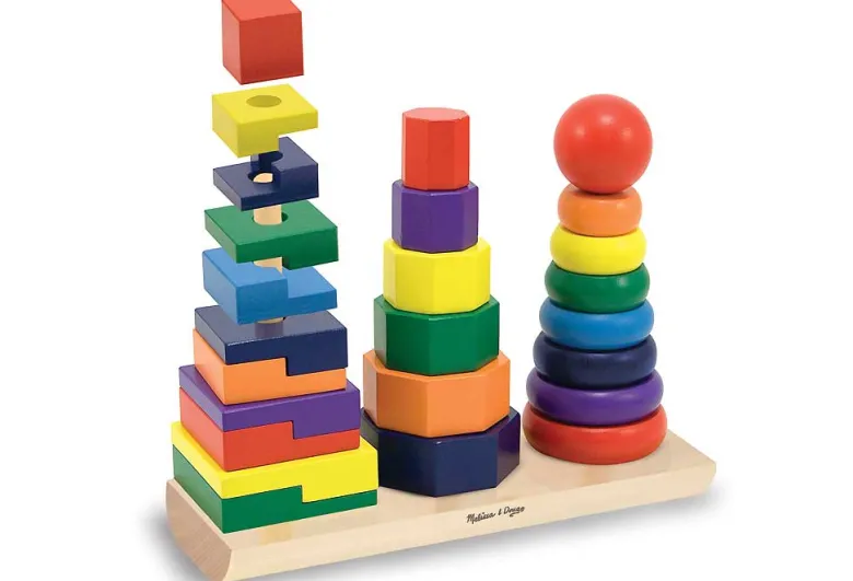 Pyramide cube en bois a emboîter
