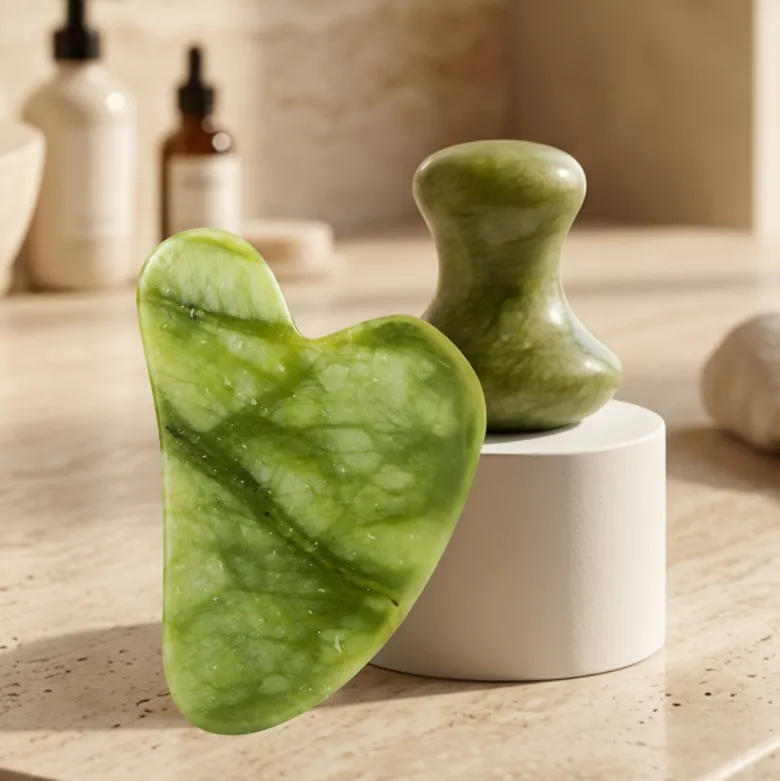 Rituel visage duo jade en pierres véritables pour raffermir les traits